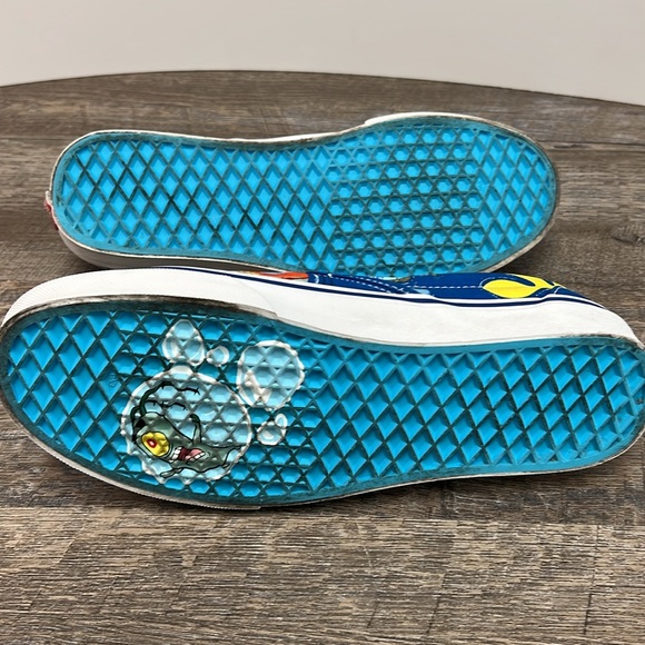 SOLD IN STORE Vans Nickelodeon Spongebob Squarepants Classic Slip On Shoes - Picture 8 of 8